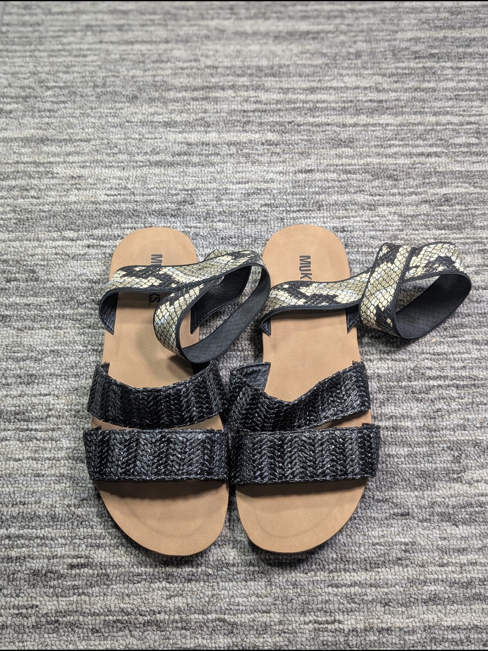 Women's Muk Luks "About Me" Strappy Sandals in Black in Size 10
